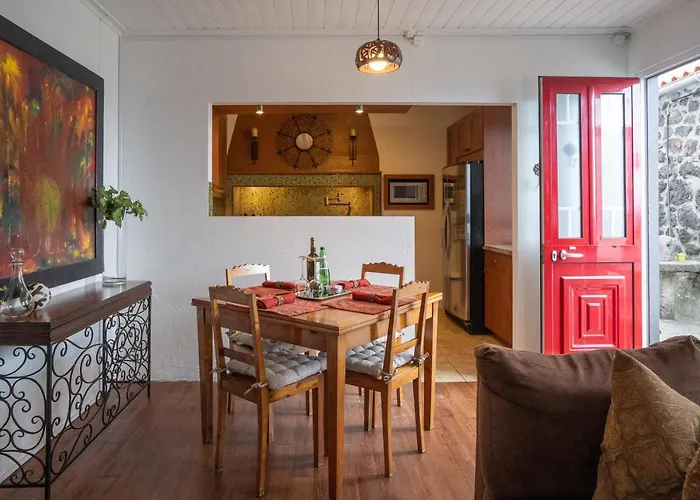 Quinta Pereirinha: Oceanview Farm Retreat Holiday home *