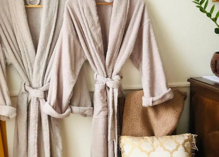 Quinta Pereirinha: Oceanview Farm Retreat Holiday home Sao Roque do Pico